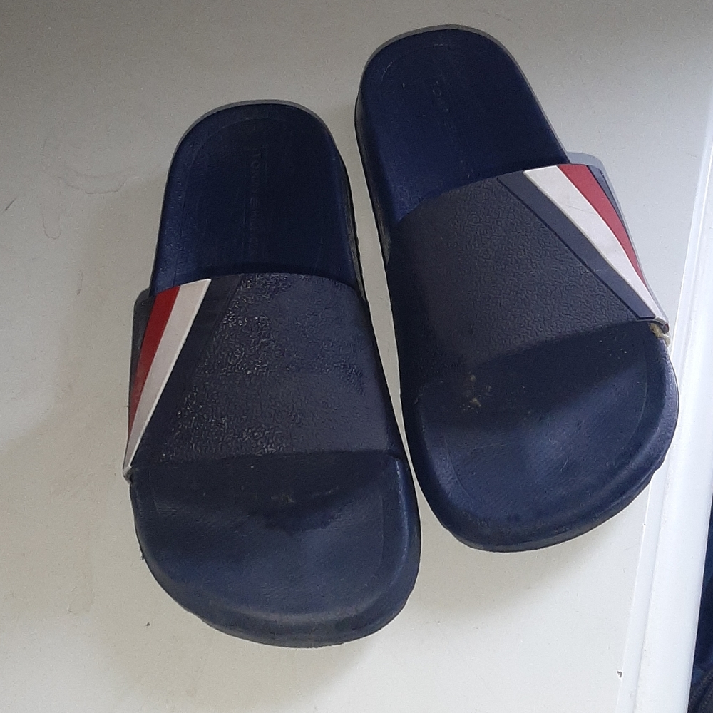Tommy Hilfiger boys summer slides